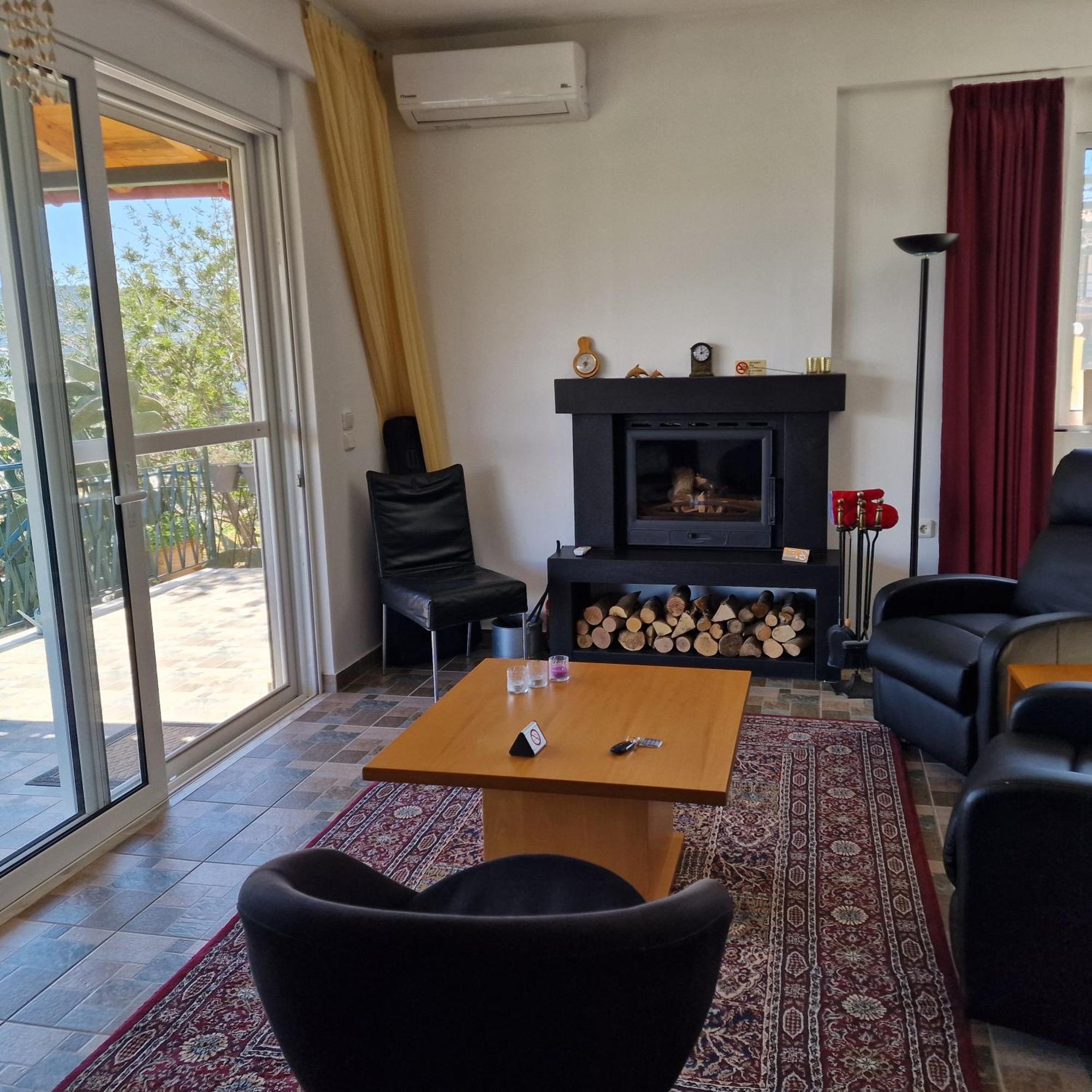 Grieks Vakantiehuis To Kalokairi Kougaíika Екстериор снимка